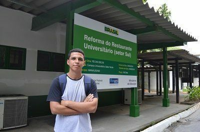 Acadêmico de Engenharia Civil, Paulo Bezerra - Oportunidade de estudo de Engenharia na prática e de conhecer melhor a UFAM.